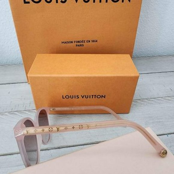 MY MONOGRAM LIGHT CAT EYE SUNGLASSES - Picture 4 of 5